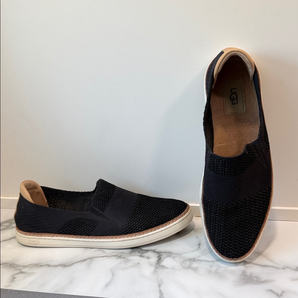 UGG Alameda Sammy slip-on black sneakers women’s size 10